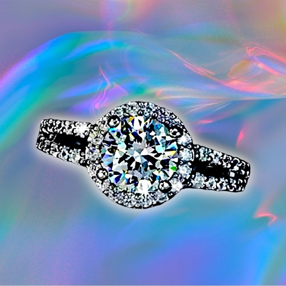 Silver Engagement Anniversary Ring Silver Halo AAA Zircon Solitaire Ring NWT - Picture 4 of 7